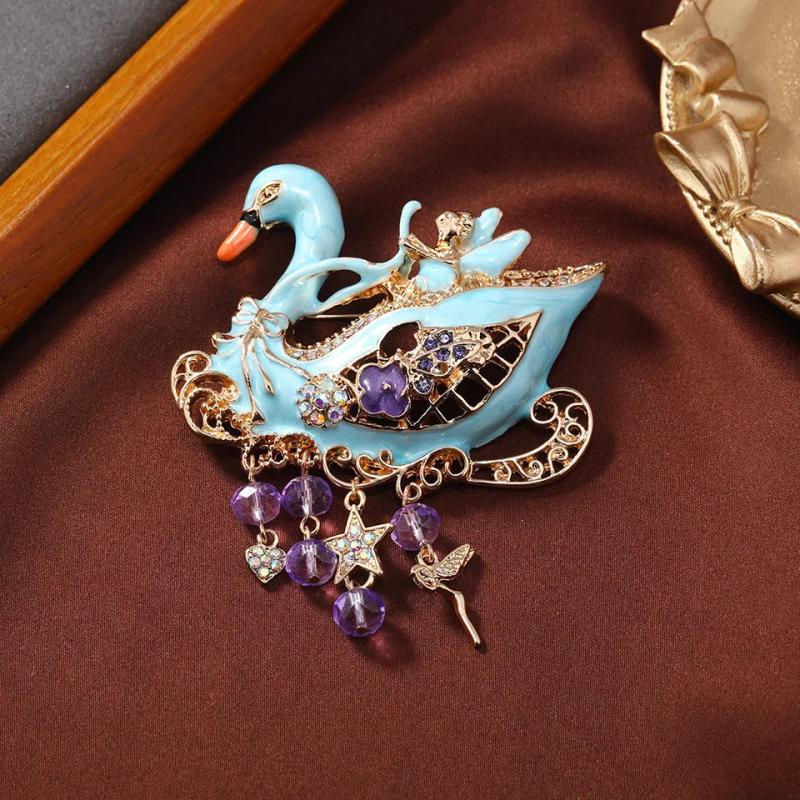 Elegant Retro Glaze Rhinestone Tassel Duck Brooch