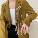 Vintage Simulated Pearl Tassel Lapel Pin For Women