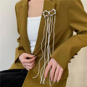 Vintage Simulated Pearl Tassel Lapel Pin For Women