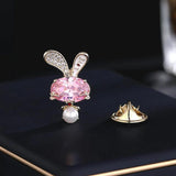 Zircon Rabbit Brooch Ultra-shimmer Collar Pin