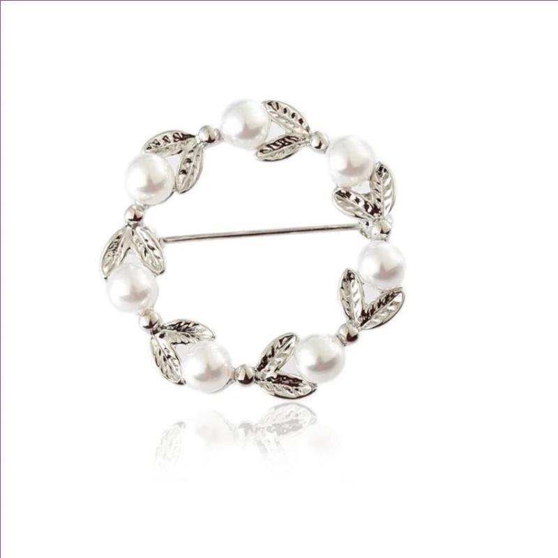 Yellow Leaf Pearl Brooch for Women Jewelry