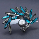 Pearl Flower Brooch Wedding Accessory Rhinestone Pin