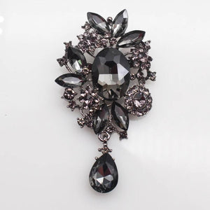 Vintage Crystal Rhinestone Brooch High-end Water Drop Pendant Clothing