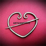 Vintage Geometric Heart Shaped Brooch Retro Alloy Heart Cardigan Buckles