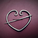 Vintage Geometric Heart Shaped Brooch Retro Alloy Heart Cardigan Buckles