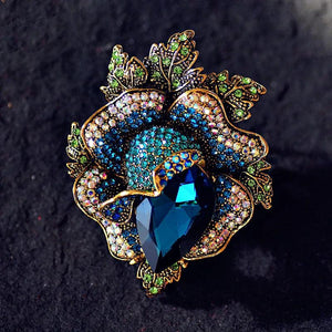 Vintage Crystal Flower Brooch Pin - Rhinestone Rose Suit Clothing Jewelry