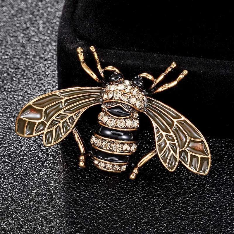 Brown Butterfly Brooch bouquet for women's evening party