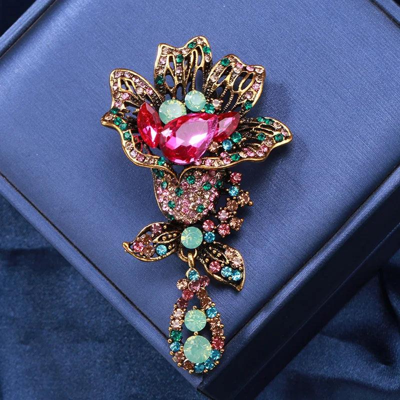 Vintage Crystal Flower Brooches Rhinestone Alloy Wedding Party Clothing Pins