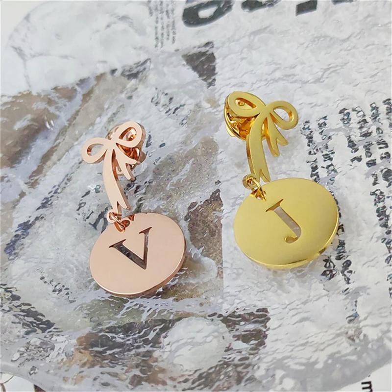 A-Z Initials Pendant Brooch Bow Tie DIY Lapel Pin Denim Round Brooch