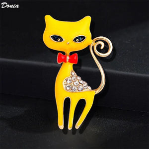 European American Enamel Cat Brooch Animal Coat Accessories