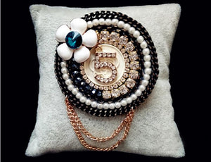 Camellia No.5 Tassel Brooches Hijab Pins