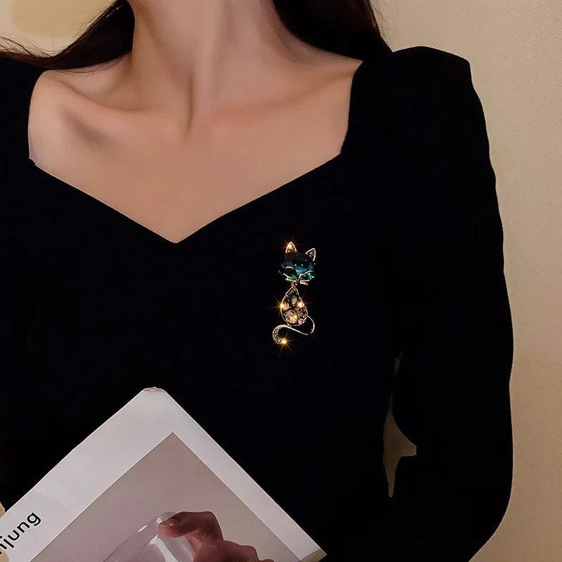 Crystal Rhinestone Cat Brooches For Women Alloy Animal Pins Corsage Accessories