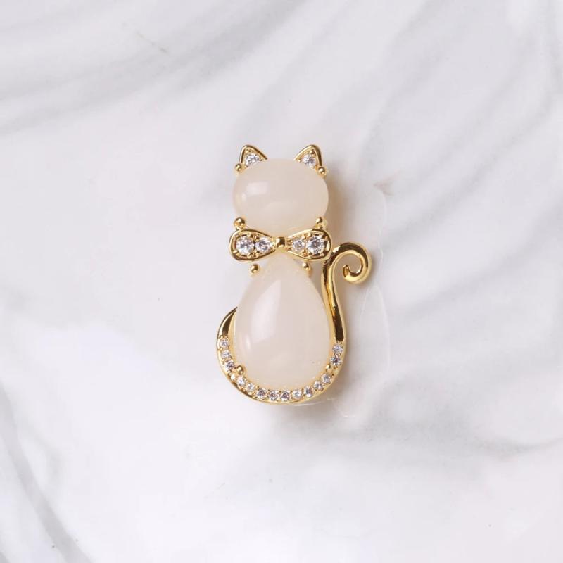 Beaut&Berry Cat Copper Zircon Brooch Ladies Rhinestone Brooch Office Gift