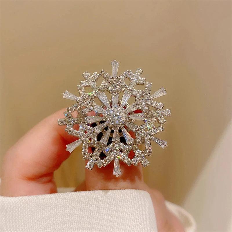Rotatable Spinner Snowflake Brooch for Women Wedding Christmas