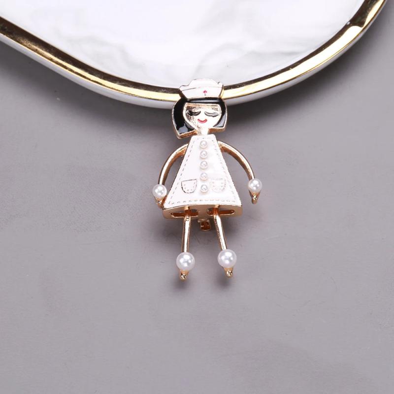 Beaut&Berry Enamel Nurse Doctor Hospital Brooch Pins