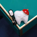 Beaut&Berry Drip Tooth Brooch Ladies Kids Wedding Office Gift
