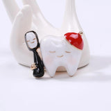 Beaut&Berry Drip Tooth Brooch Ladies Kids Wedding Office Gift