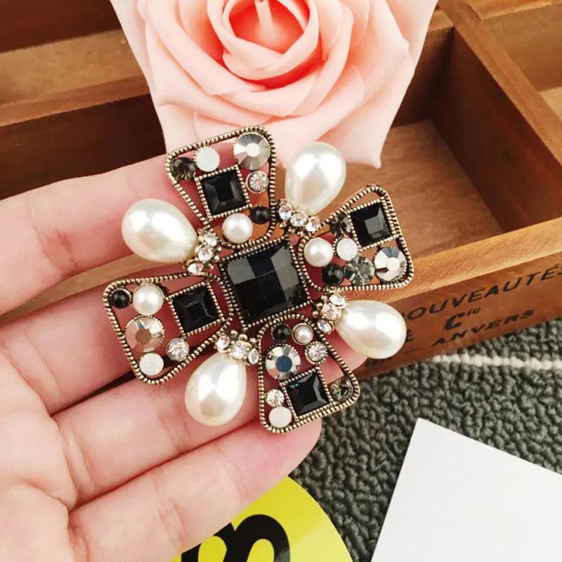 Vintage Baroque Brooches with Pearls, Clothing Accessories