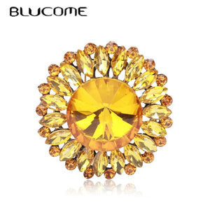 Crystal Flower Shape Brooches for Women Mother Corsages Dress Suit Brooch Pin