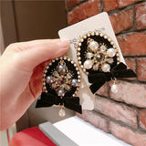 Elegant Bow Pearl Brooch for Women - Christmas Accessories