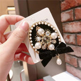 Elegant Bow Pearl Brooch for Women - Christmas Accessories
