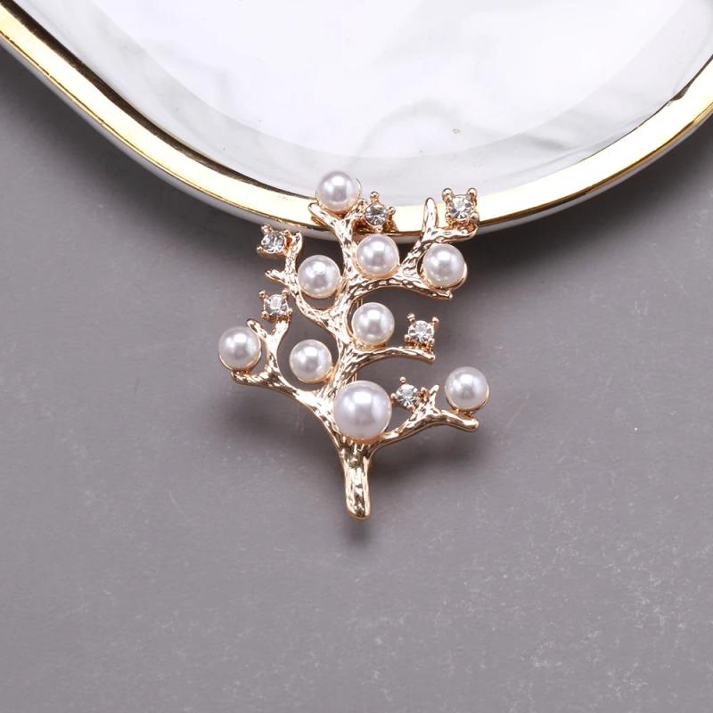 Beaut&Berry Pearl Tree Brooch Office Party Brooch Gift