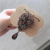 Large Crystal Water Drop Brooch Retro Beauty Head Bridal Dress Party Brooches
