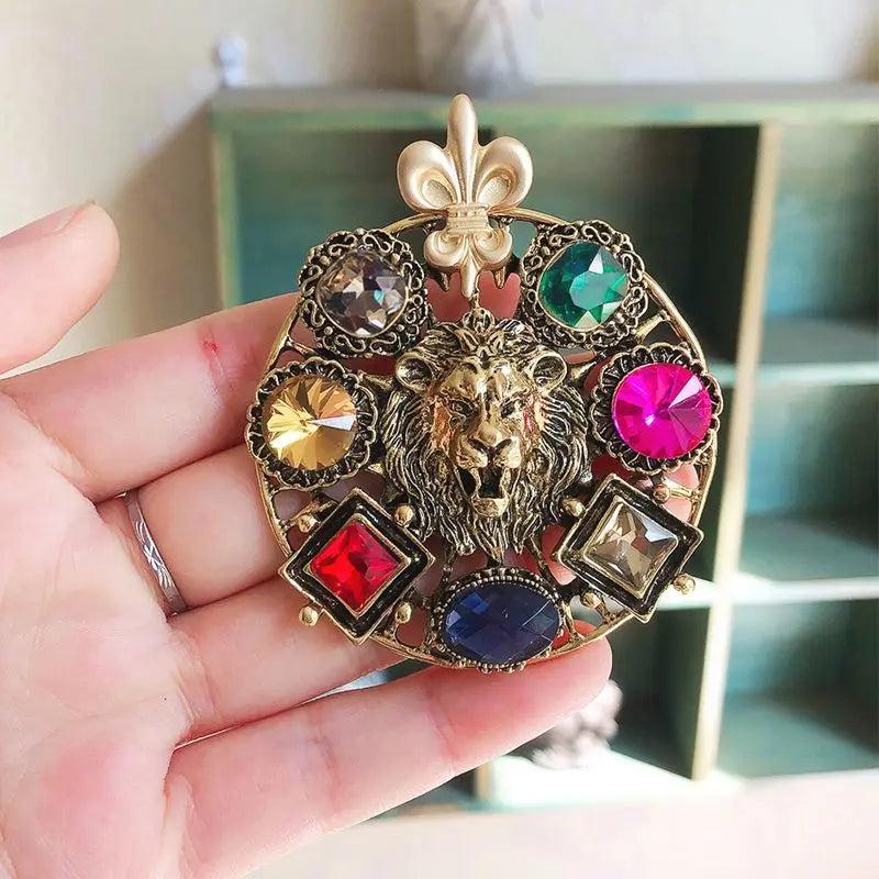 Crystal Lion Brooch Round King Style Pin Fashion Jewelry Winter Coat Accessories