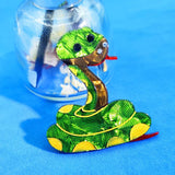 Green Snake Brooch Acrylic Animal Brooch for Women Men Children