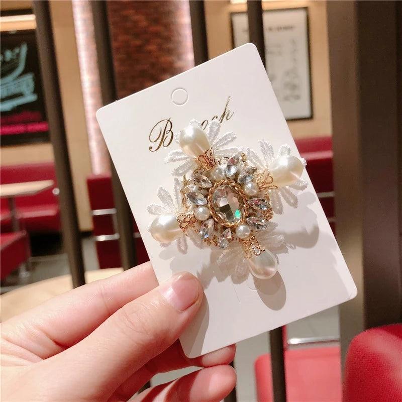 Vintage Palace Style Brooch Baroque Retro Pearl Matte Brooches