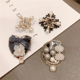 Vintage Palace Style Brooch Baroque Retro Pearl Matte Brooches