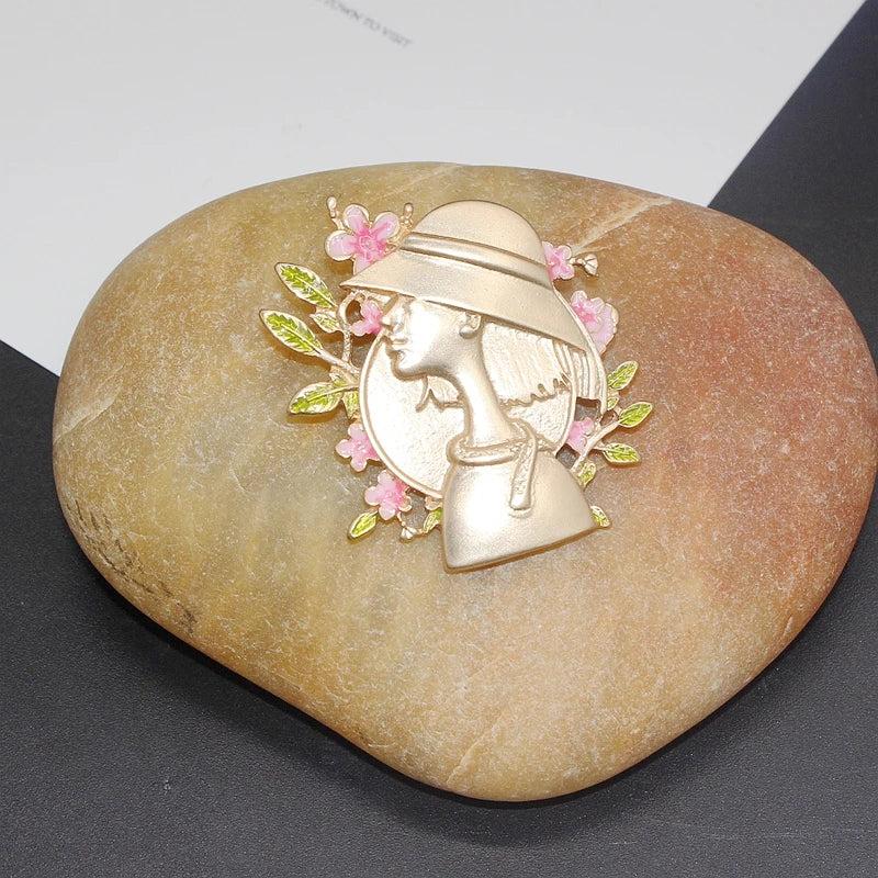 Vintage Portrait Brooch Women's Dress Accessory