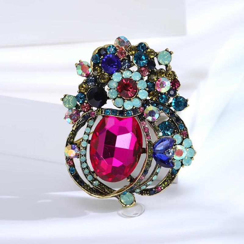 Beaut&Berry Crystal Glass Ladies Brooch Wedding Gift Pin Office Accessories