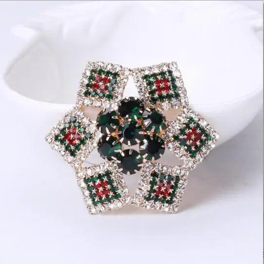 Beaut&Berry Rhinestone Grab Chain Brooch Middle Eastern Style