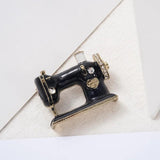 LW4 Sewing Machine Brooches Crystal Vintage Metal Pins Ladies Jewelry Gift