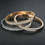 Zircon Inlay Gypsophila Bangle for Women