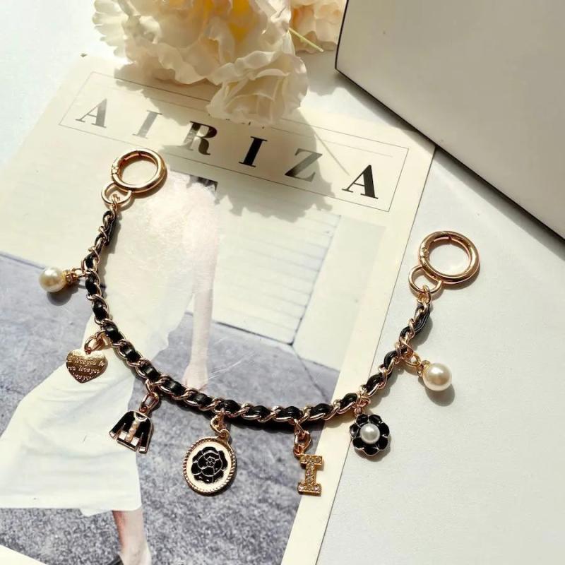 Flower Bag Charm Keychain for Women - Metal Buckle Ring Quality Decoration