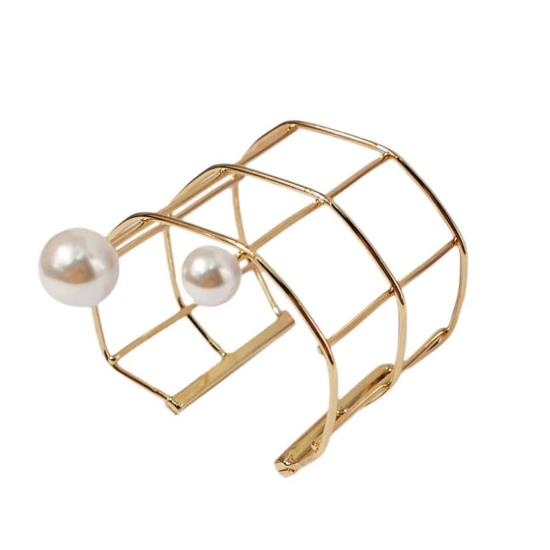 Hollowed Mesh Shape Bangle Big Pearl Bracelet for Women
