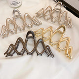 Metal Geometry Wavy Crab Hair Clip for Women's Hair