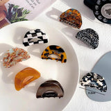 Retro Semicircle Half Ponytail Clip for Girls