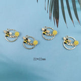 10PCS Alloy Enamel Bee Charms Daisy Flower Animal Round Pendants