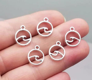 50pcs Antique Silver Plated Mini Hollow Ocean Wave Pendant Charms