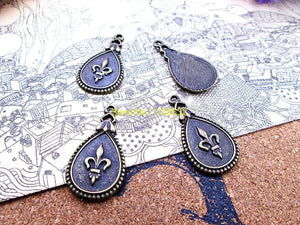 15pcs Antique Bronze Fleur De Lis Flower Charms Pendants