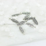 Small leaf Charms 2D246 Lot of 100 Alloy Metal Three Leaf Charms