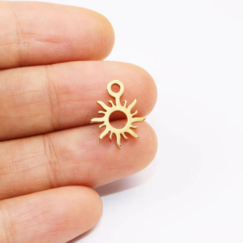 10pcs Stainless Steel Sun Flower Leaves Charms Pendant DIY Jewelry Unfading