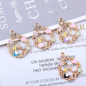 10pcs Alice Girl Flower Wreath Enamel Charms DIY Pendant