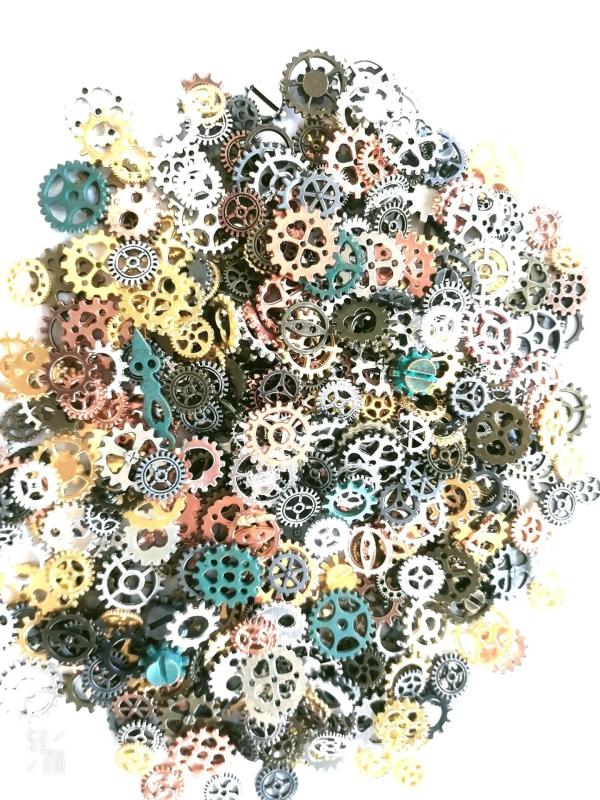 30pcs Steampunk Mini Gear Pendants Antique Bronze DIY Metal Jewelry Making