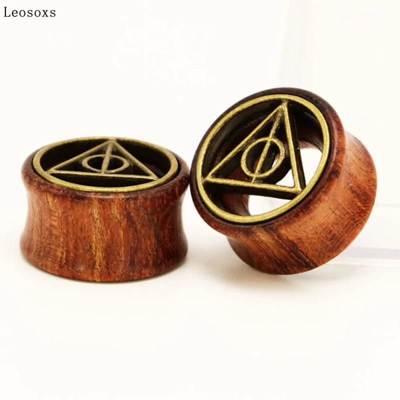 Leosoxs 2pcs Hollow Wood Ear Expander Double-sided Piercing Jewelry