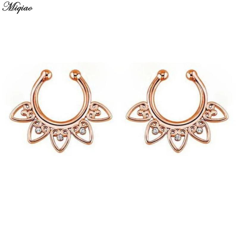 Miqiao 2pcs Tapered Stainless Steel Clip-on Nose Ring