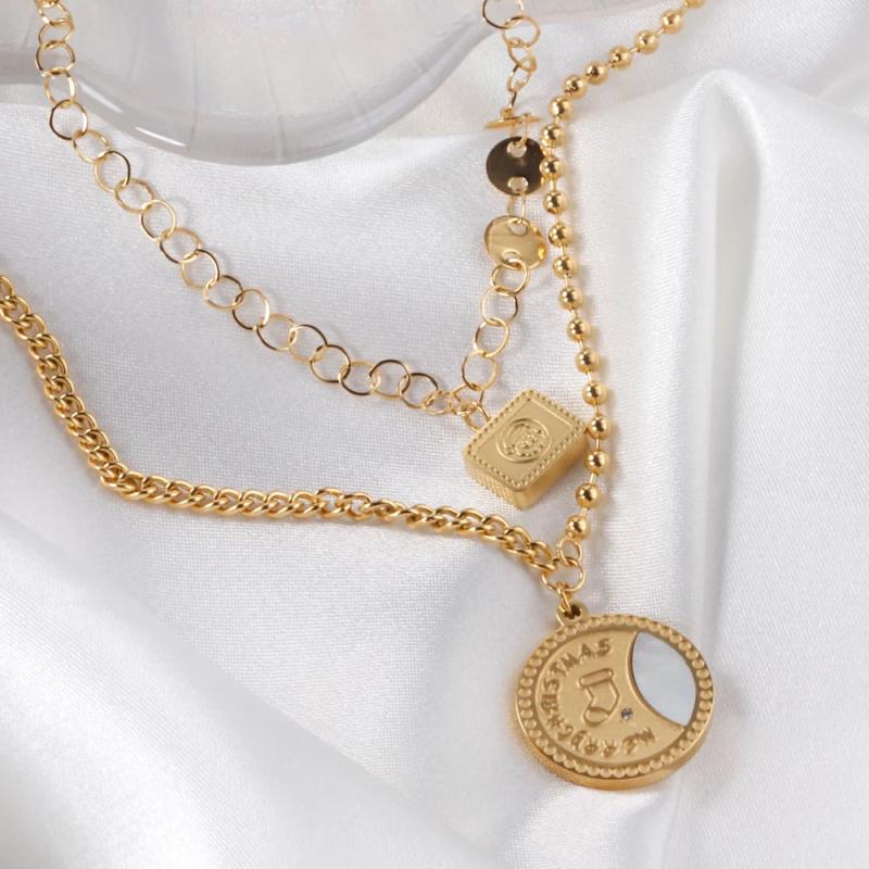 Christmas Socks Necklaces Collars Stainless Steel Round Pendant